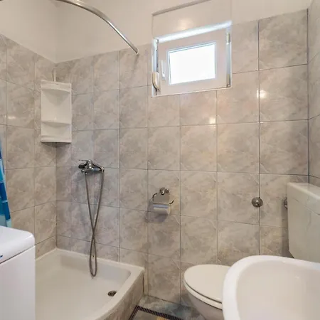 Holiday home In Pula With Kitchen