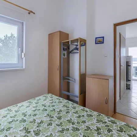 Holiday home In Pula With Kitchen *