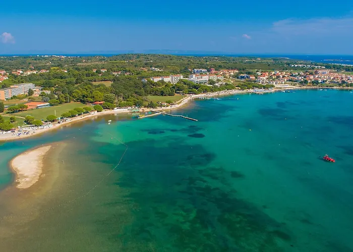 In With Kitchen 펜션 풀라